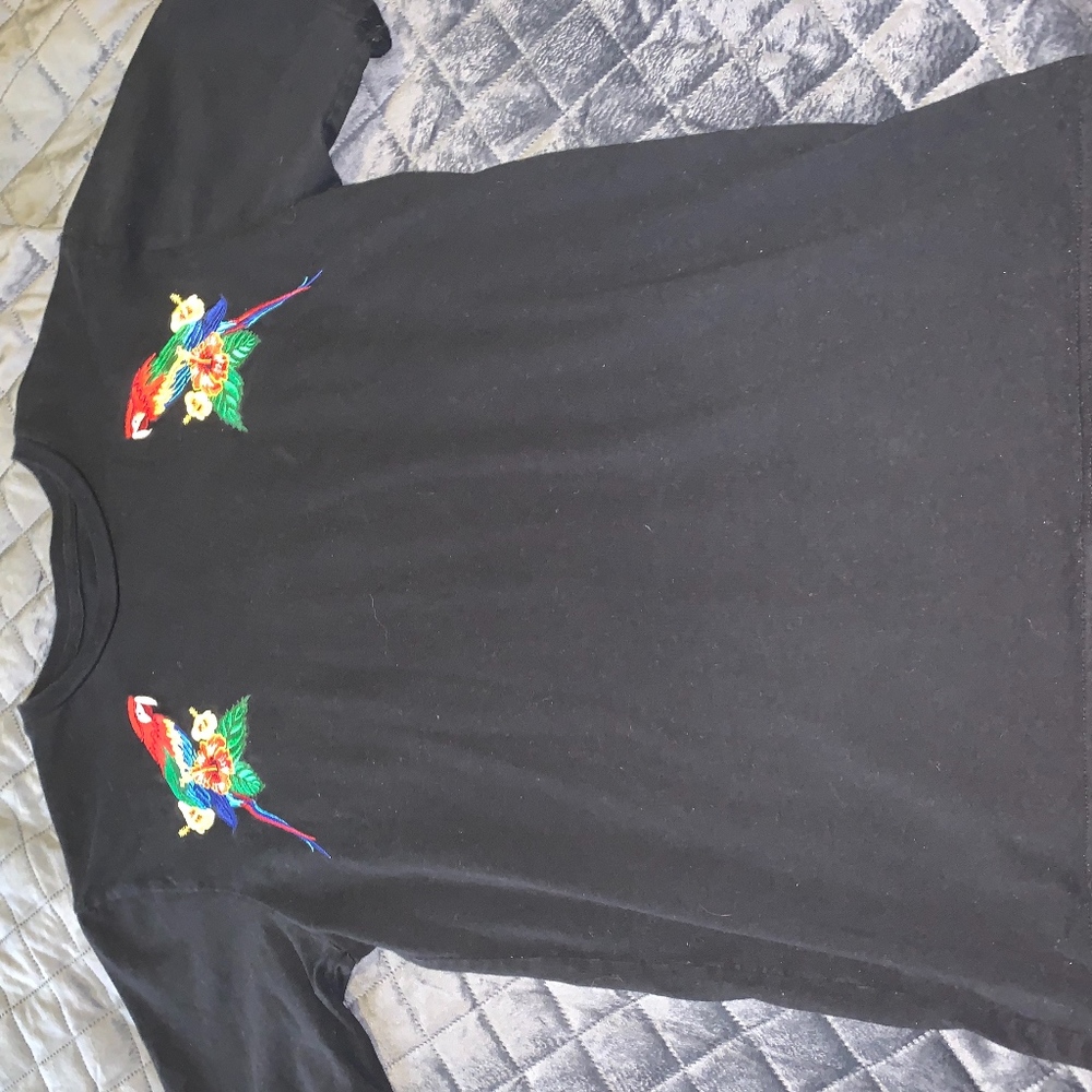 Empyre Parrot Shirt